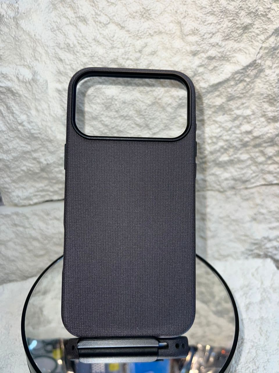 Coque Metal 17 Pro Max Premium