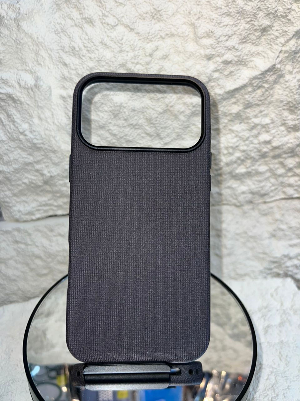 Coque Metal 17 Pro Max Premium